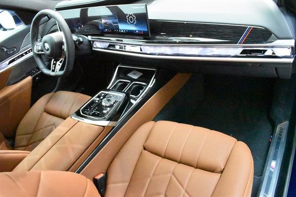 BMW 740d xDrive M Sport 220 kW image number 13