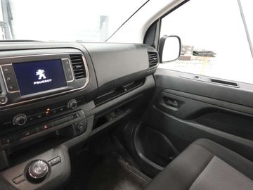 Car image 38