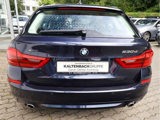 BMW 530d Touring xDrive 195 kW image number 4