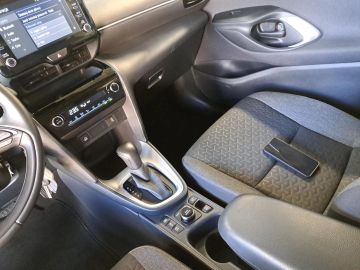 Car image 21