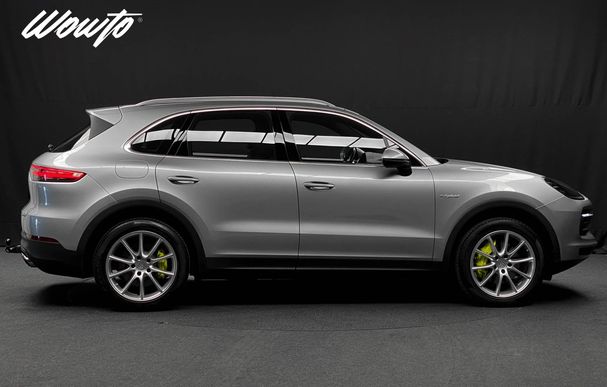 Porsche Cayenne E-Hybrid 341 kW image number 2