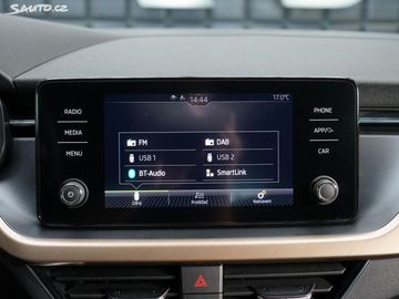 Car image 30