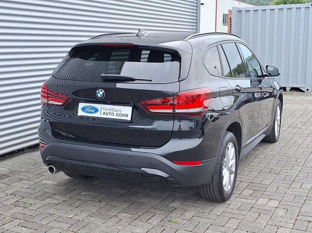 BMW X1 sDrive18i Advantage 103 kW image number 3