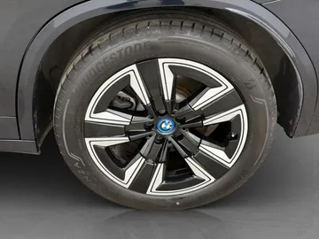 Car image 35