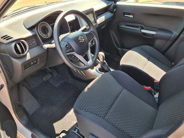 Car image 12