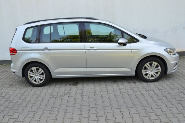 Volkswagen Touran 85 kW image number 9