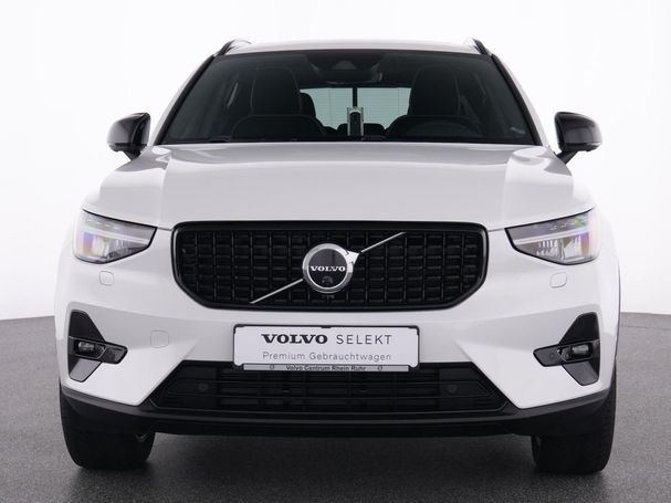 Volvo XC40 Recharge Plug-in Hybrid T4 Ultimate Dark 155 kW image number 16