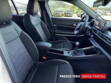Car image 25