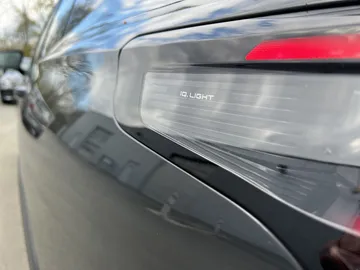 Car image 38