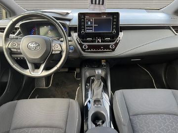 Car image 10