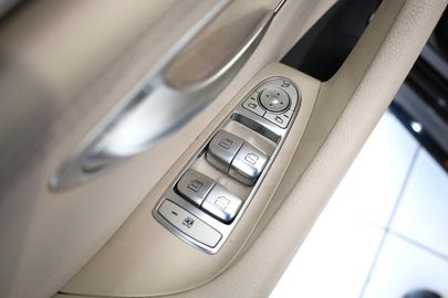 Car image 48