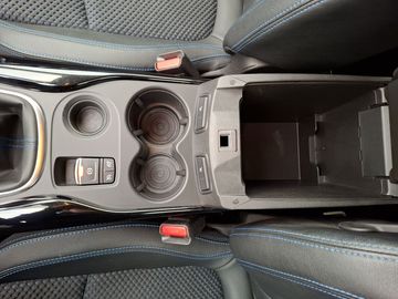 Car image 30