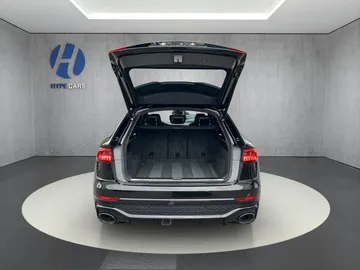 Car image 37