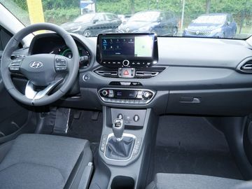 Car image 28