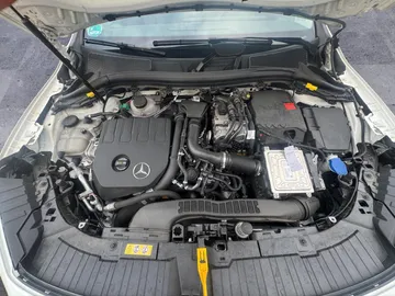 Car image 38
