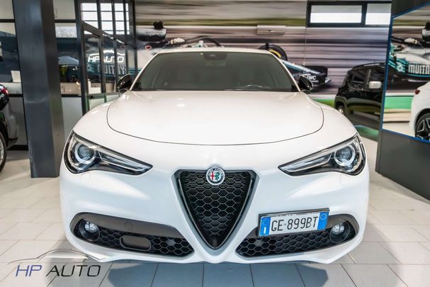 Alfa Romeo Stelvio 2.2 Q4 154 kW image number 3