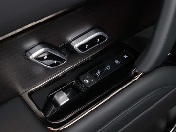 Car image 41