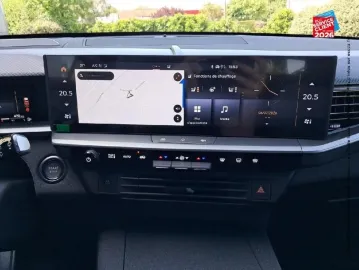 Car image 20