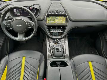 Car image 25