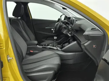 Car image 33