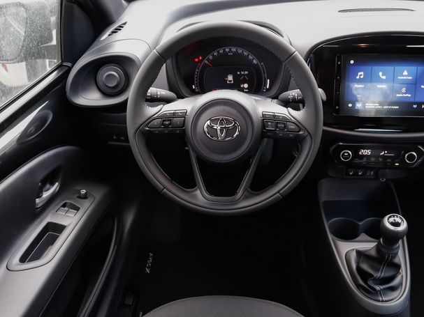 Toyota Aygo X 1.0 53 kW image number 9