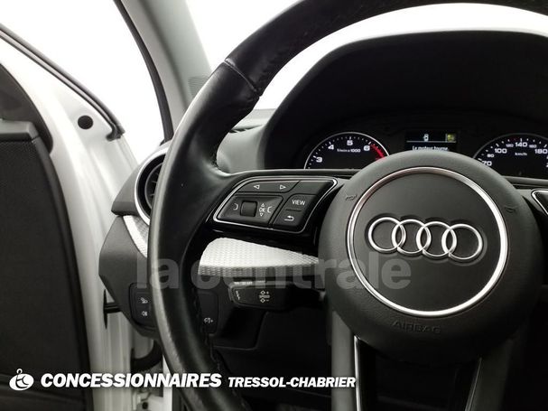 Audi Q2 35 TFSI Advanced 81 kW image number 9