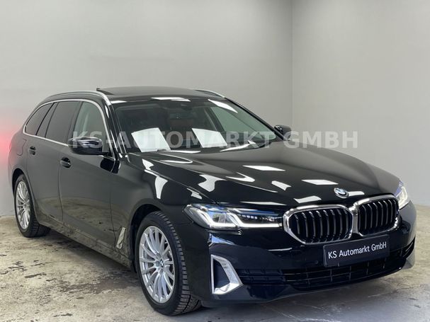 BMW 520i Touring 135 kW image number 2