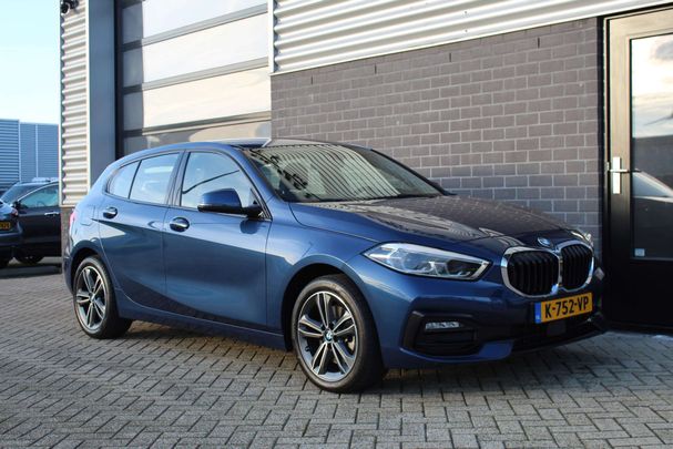 BMW 118i 100 kW image number 6