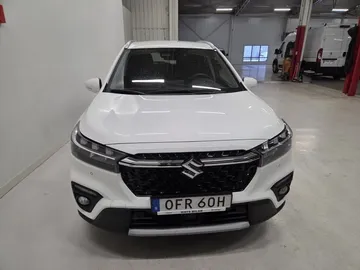 Car image 2