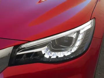 Car image 27