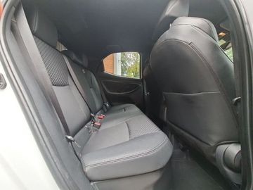 Car image 11