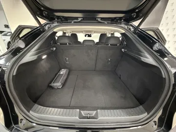 Car image 43