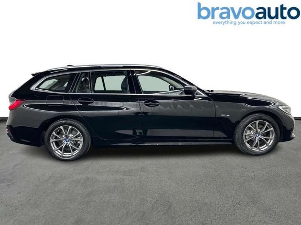 BMW 330e Touring Sport Line 215 kW image number 15