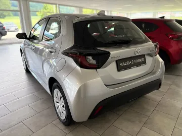 Car image 5