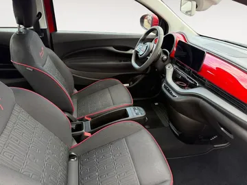Car image 15