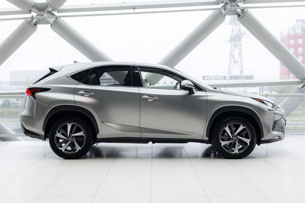 Lexus NX 300 h AWD 145 kW image number 13