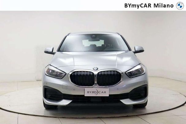 BMW 118i Advantage 103 kW image number 2