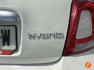 Car image 18