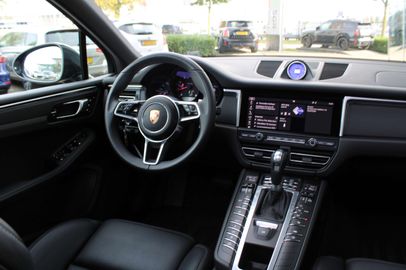 Car image 45