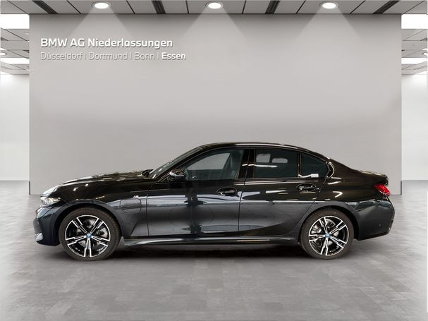 BMW 330e 215 kW image number 3