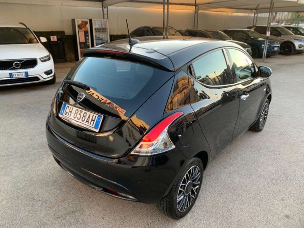 Lancia Ypsilon 51 kW image number 6