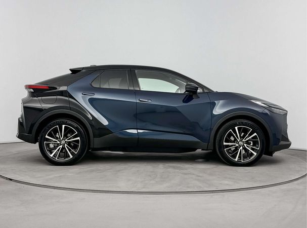 Toyota C-HR Plug-In Hybrid 164 kW image number 13