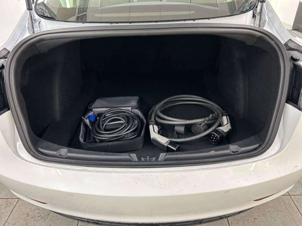 Tesla Model 3 60 Plus 175 kW image number 8