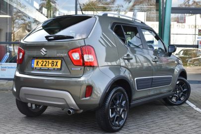 Car image 3