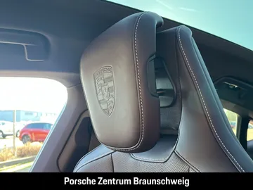 Car image 35