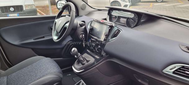 Lancia Ypsilon 51 kW image number 21