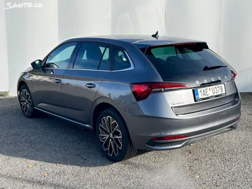 Car image 27