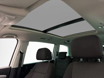 Car image 36