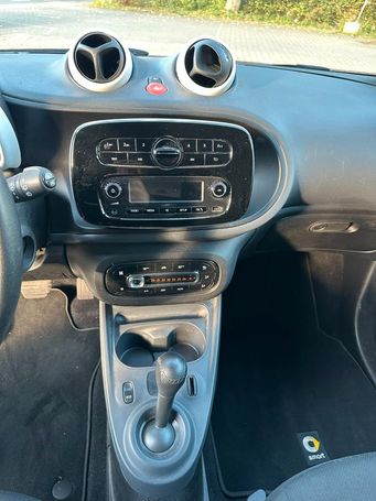 Smart ForTwo coupe EQ 60 kW image number 9