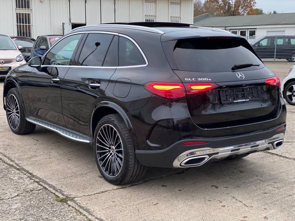 Mercedes-Benz GLC 300 e AMG 230 kW image number 14